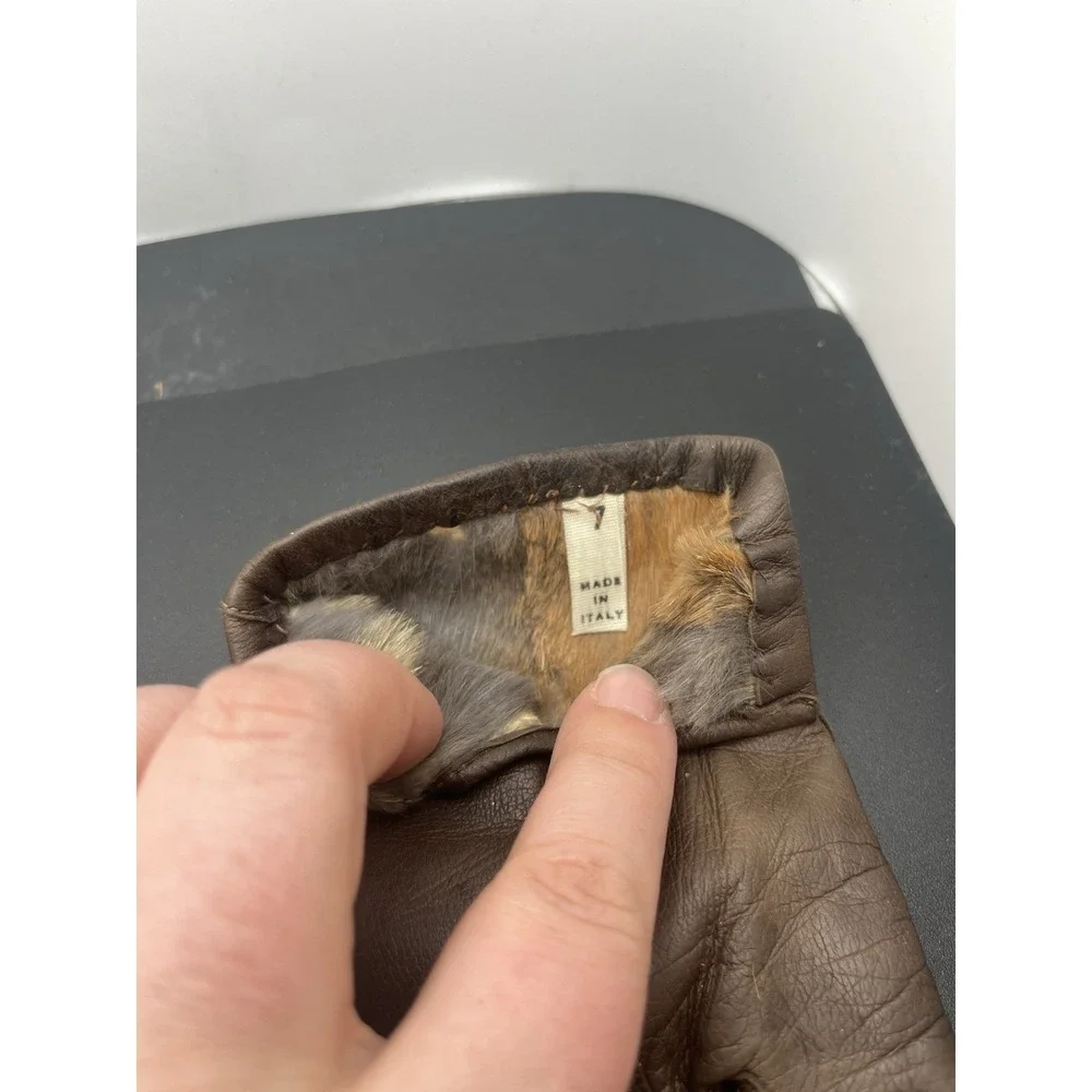N/A women brown